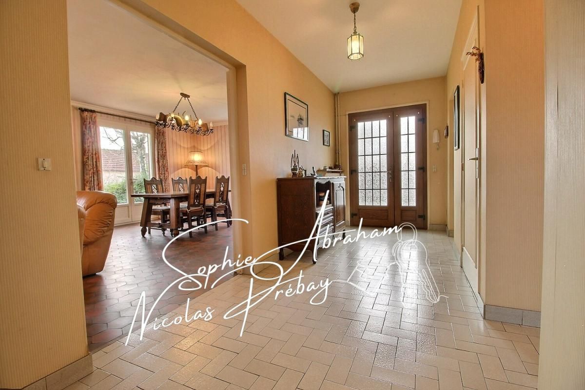 ANGERVILLE Maison d'artisan sur sous-sol total avec grand terrain et dépendance 4