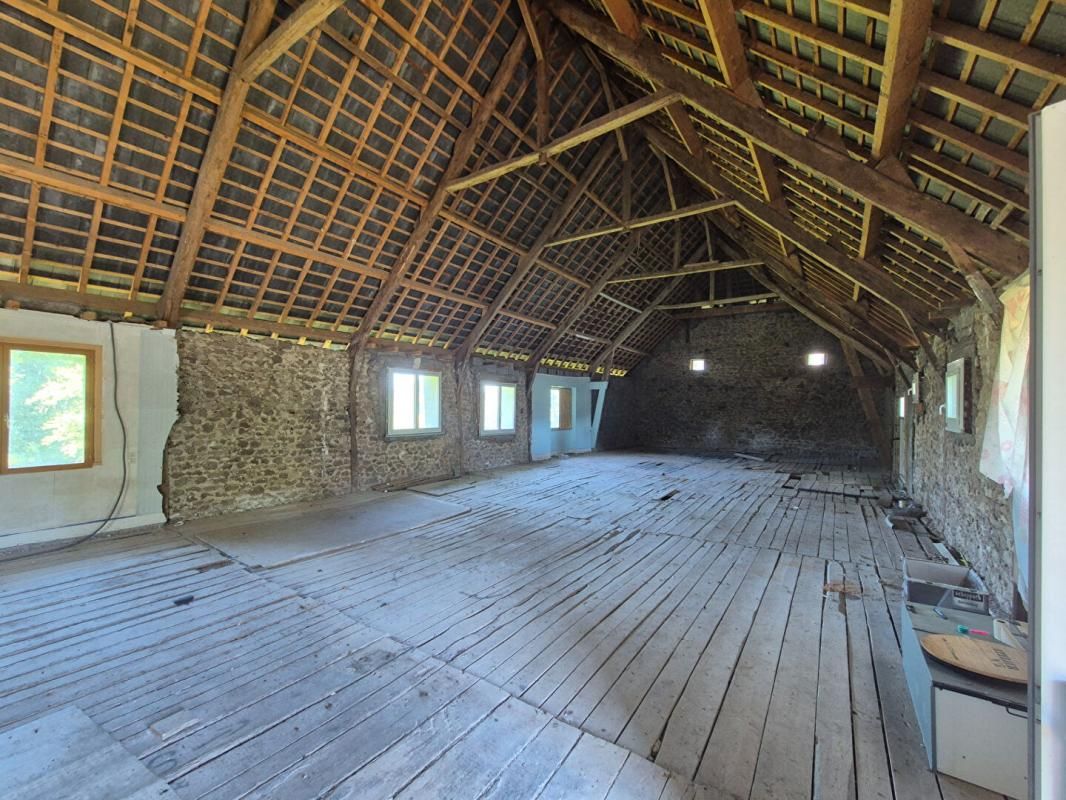 ROSIERS-D'EGLETONS Maison de village Rosiers D Egletons 1 pièce(s) 204 m2 3