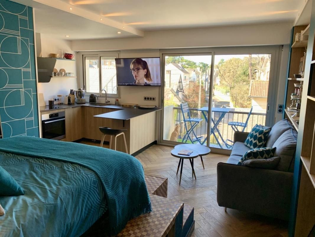 LA BAULE-ESCOUBLAC Charmant studio rénové avec balcon et vue latérale mer  - La Baule - Notre Dame / Marché 1