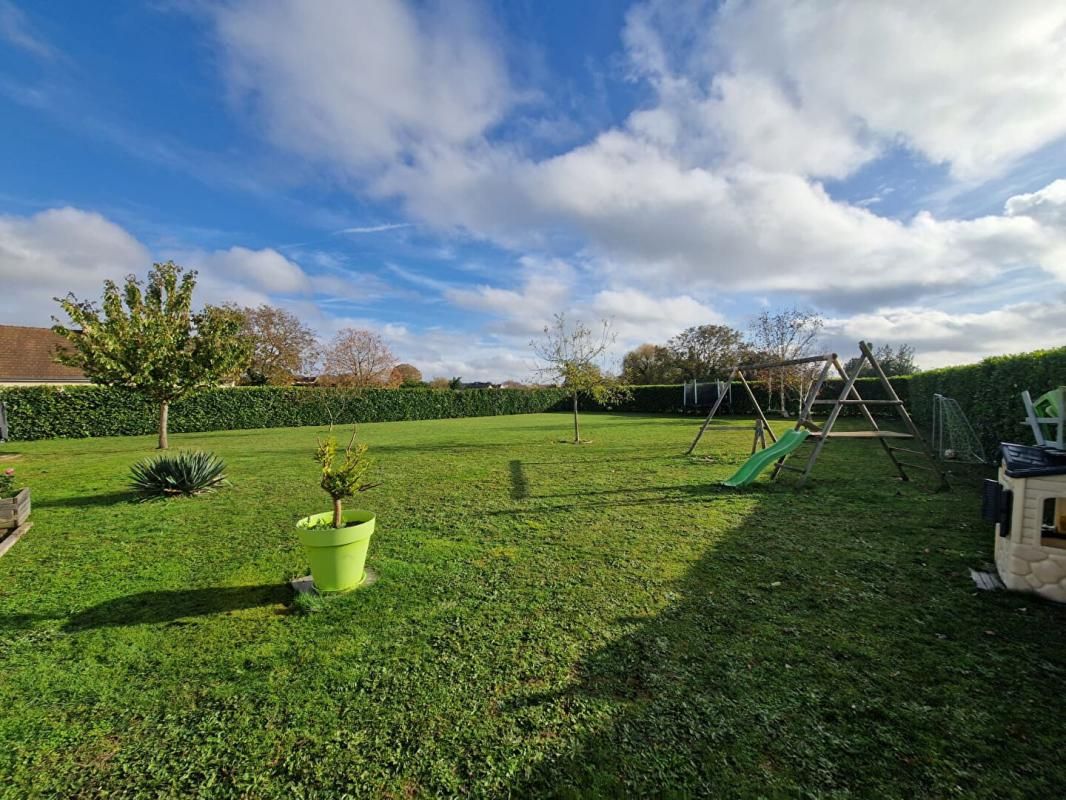 VION Maison Vion 7 pièce(s) 170 m2 2