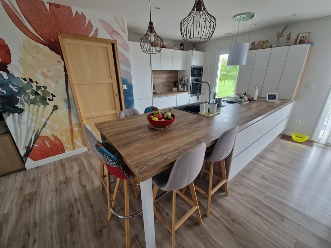 VION Maison Vion 7 pièce(s) 170 m2 3