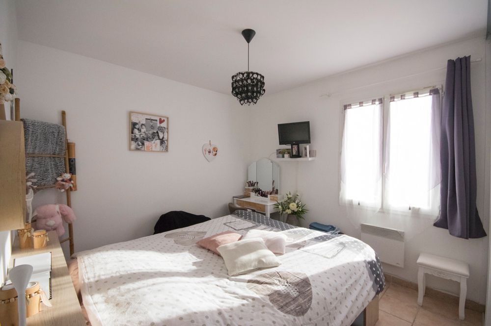 FERRIERES Maison  4 pièce(s) 81 m2 3