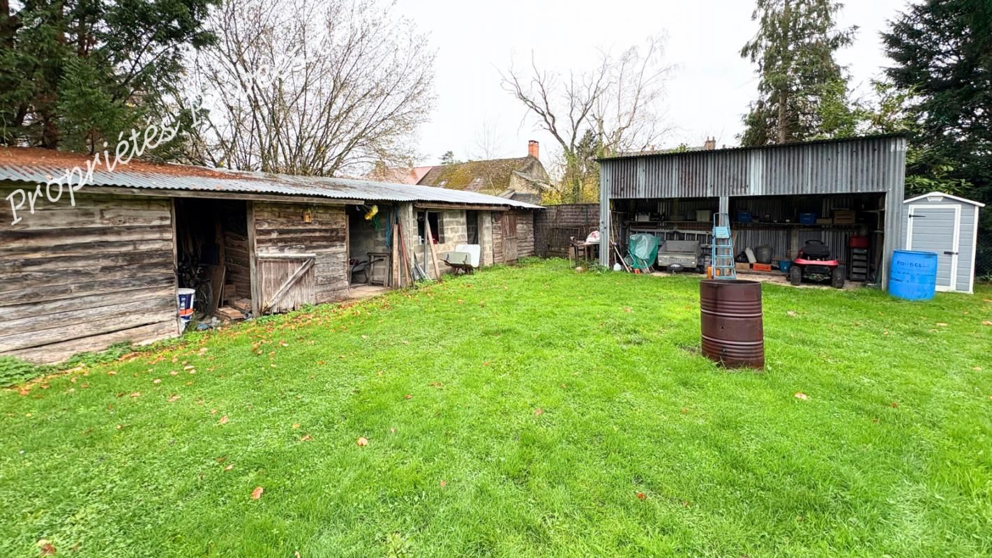 MONTHOU-SUR-BIEVRE Maison Monthou Sur Bievre 10 pièce(s) 135 m2 4