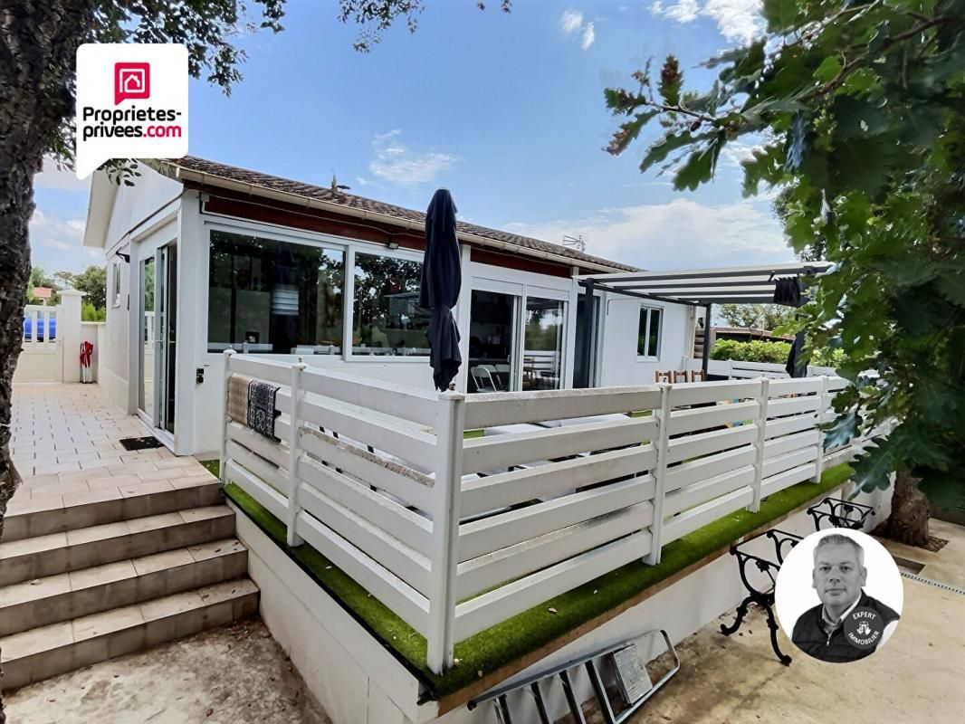 ROQUEBRUNE-SUR-ARGENS Maison d'Habitation Légère - 4 Pièces 3