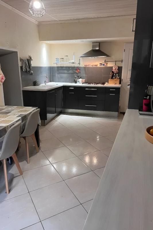 CLAVEISOLLES CLAVEISOLLES. Petite maison cocoon 3 pièces 93 m2 avec terrasse et terrain au calme 3