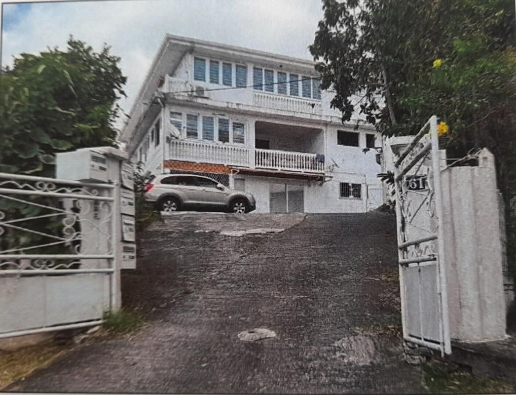 FORT-DE-FRANCE ensemble immobilier a vendre rte de l entraide 4