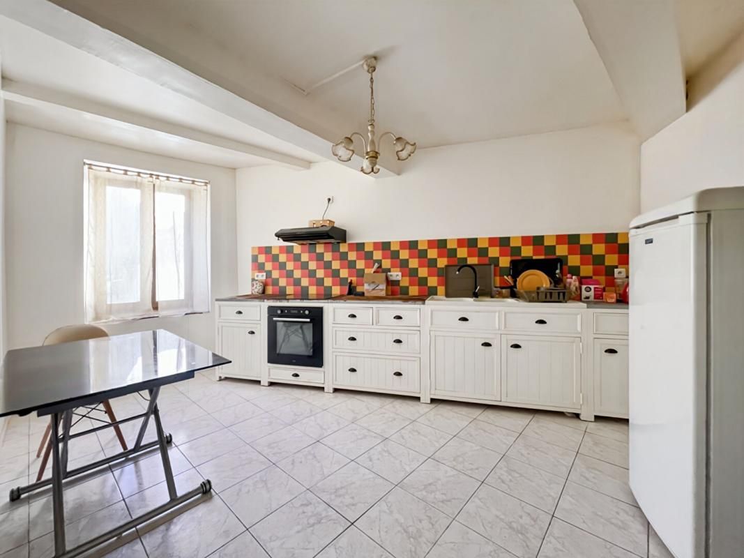 RUSTIQUES EXCLUSIVITÉ MAISON DE VILLAGE À RÉNOVER 105 m² 3 CHAMBRES 3