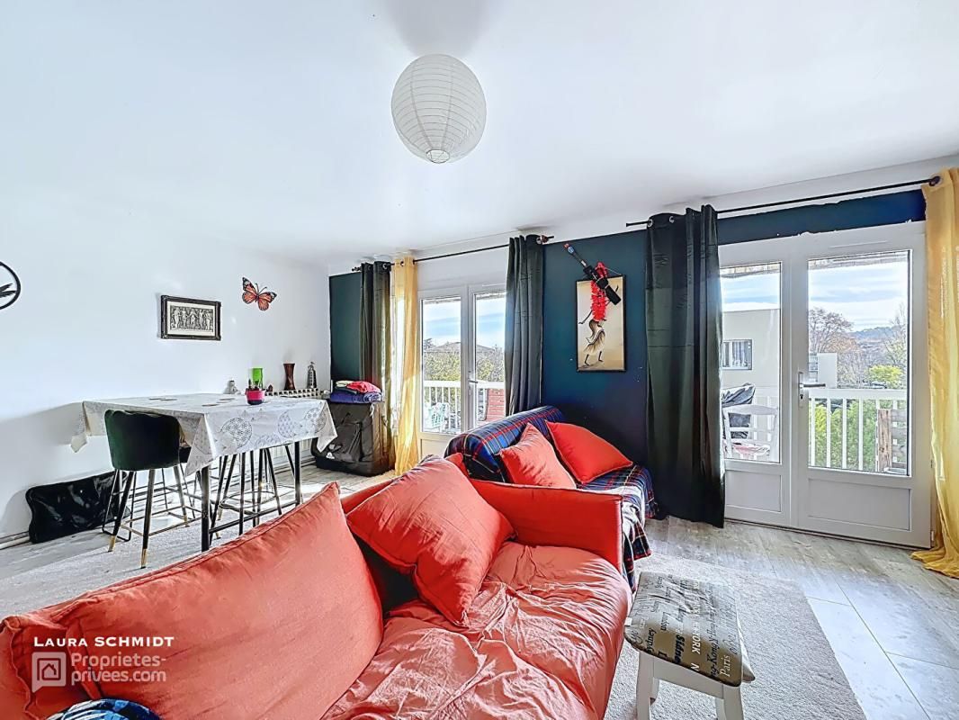 BRIGNOLES Appartement Brignoles grand balcon 3 pièce(s) 74 m2 1