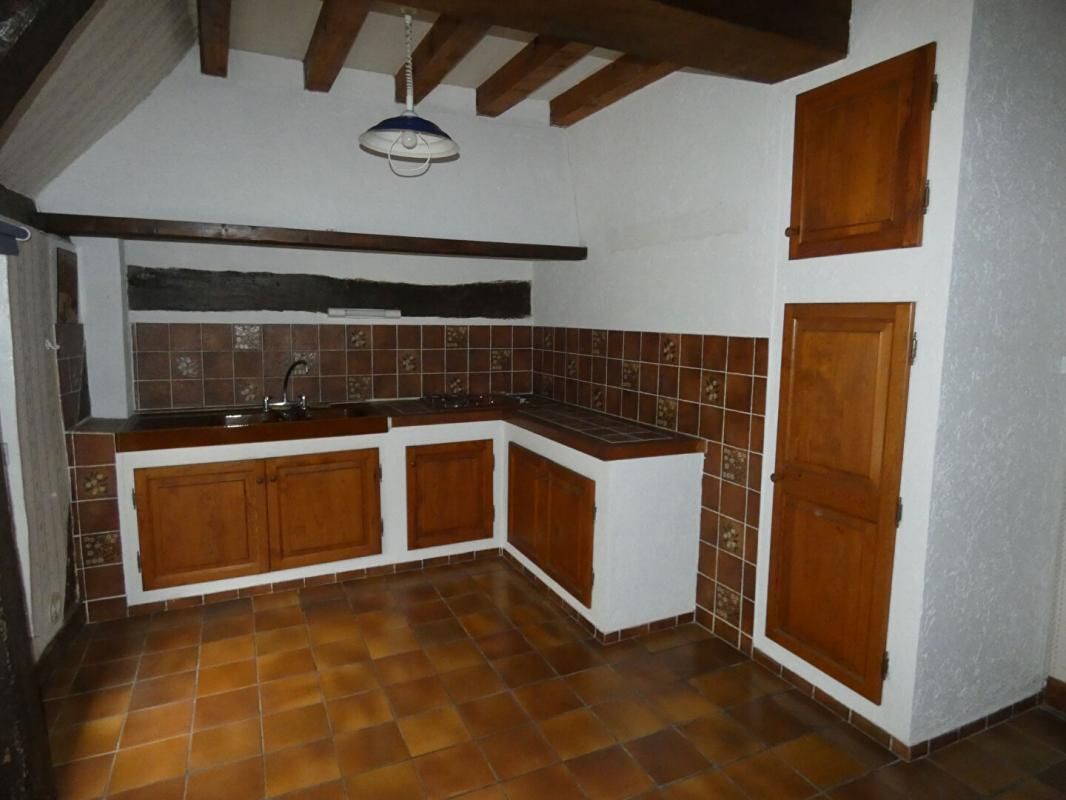 IVRY-LA-BATAILLE Immeuble 170 m2 2