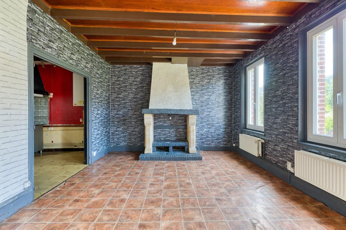 YPORT Yport :Briques et silex 5 pièces, exposée sud et avec sa terrasse et jardin 4