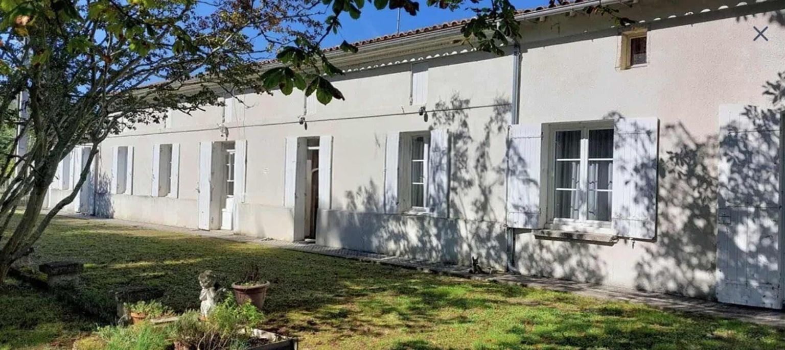 SAINT-GIRONS-D'AIGUEVIVES Longère familiale de 187 m²  sur 5000 m² de terrain à Saint-Girons-d'Aiguevives (33920) 1