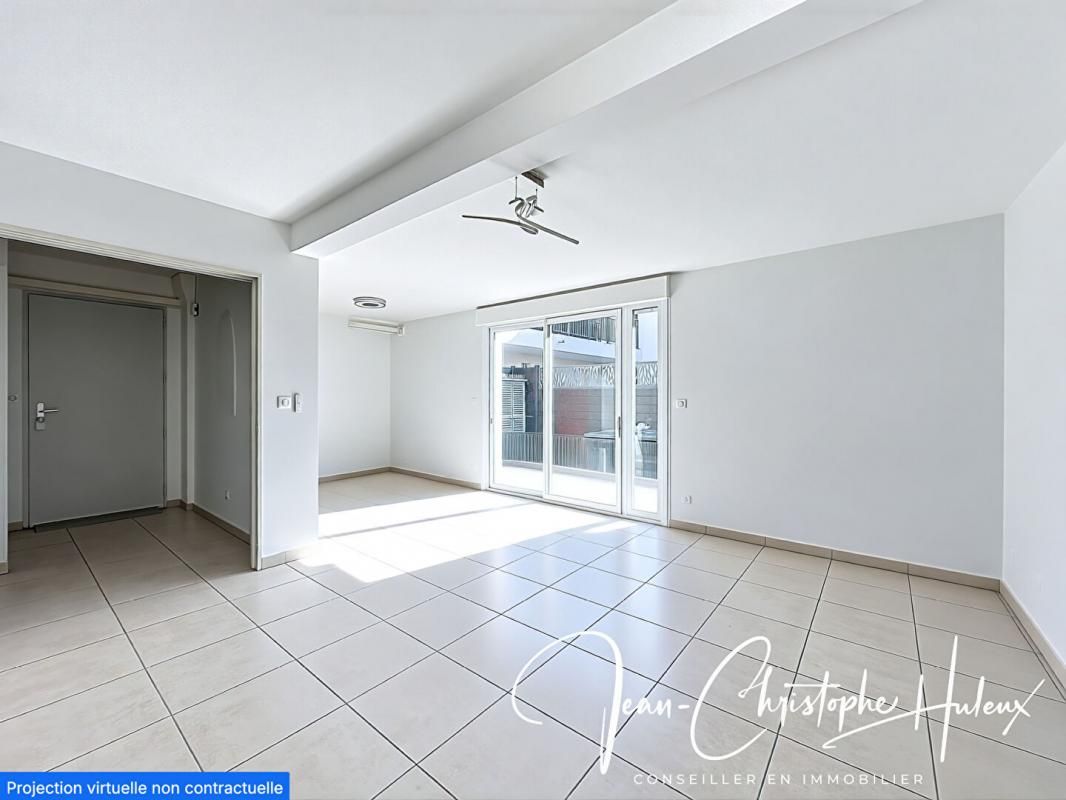 VAUVERT 30600 Vauvert Appartement 3 pièce(s) 61 m2 av terrasse et parking 1