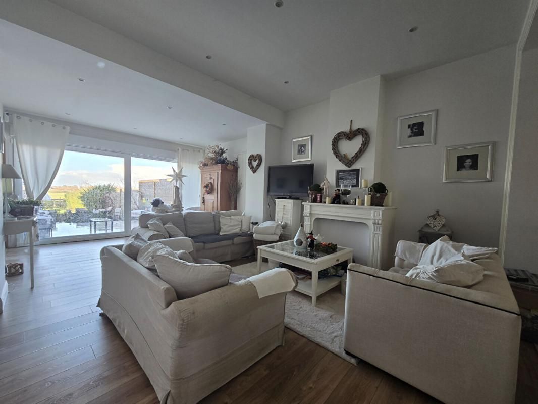 WATTRELOS Maison de charme Semi bourgeoise 6 pièce(s) 135 m2, à la houzarde 1