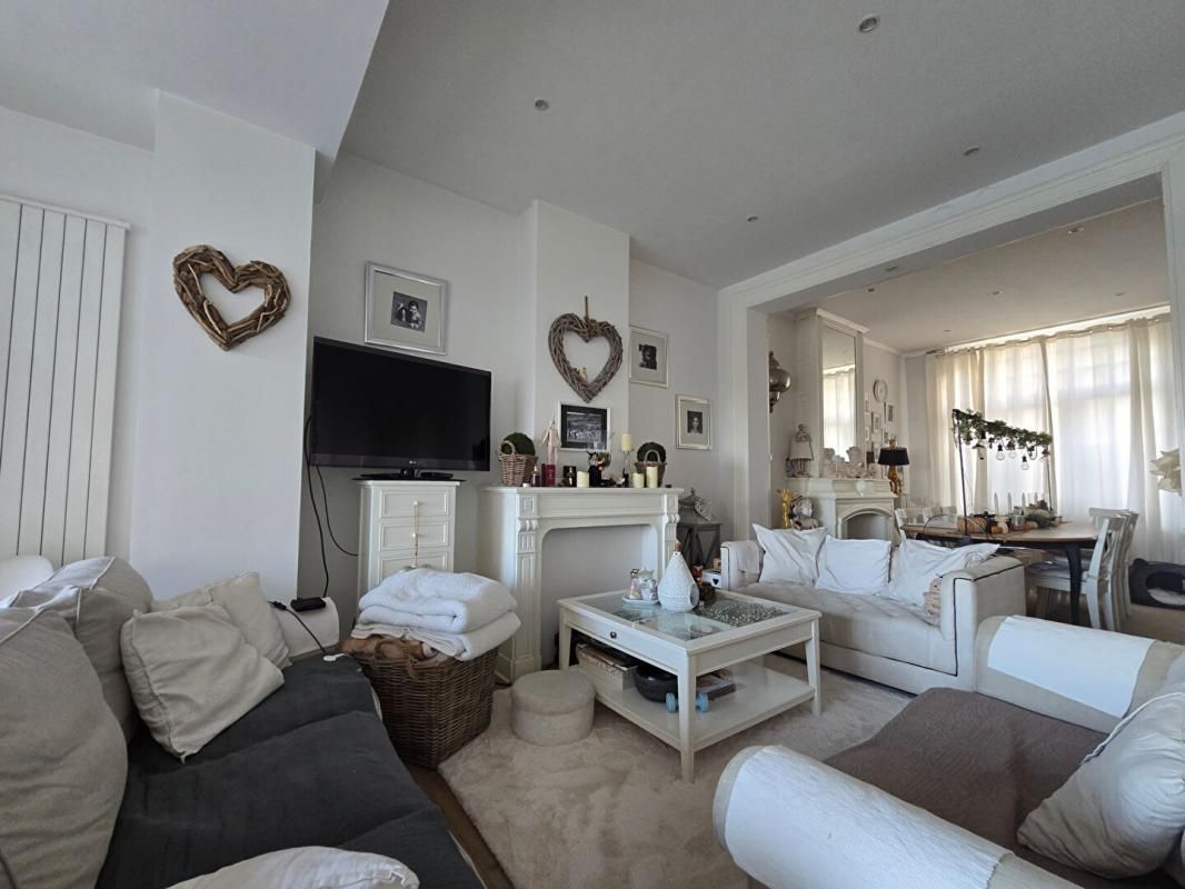 WATTRELOS Maison de charme Semi bourgeoise 6 pièce(s) 135 m2, à la houzarde 4