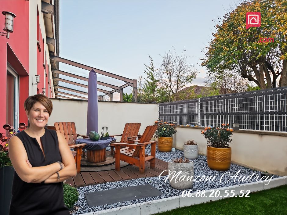 Loft Saint Andre Les Vergers 7 pièce(s) 149.7 m2