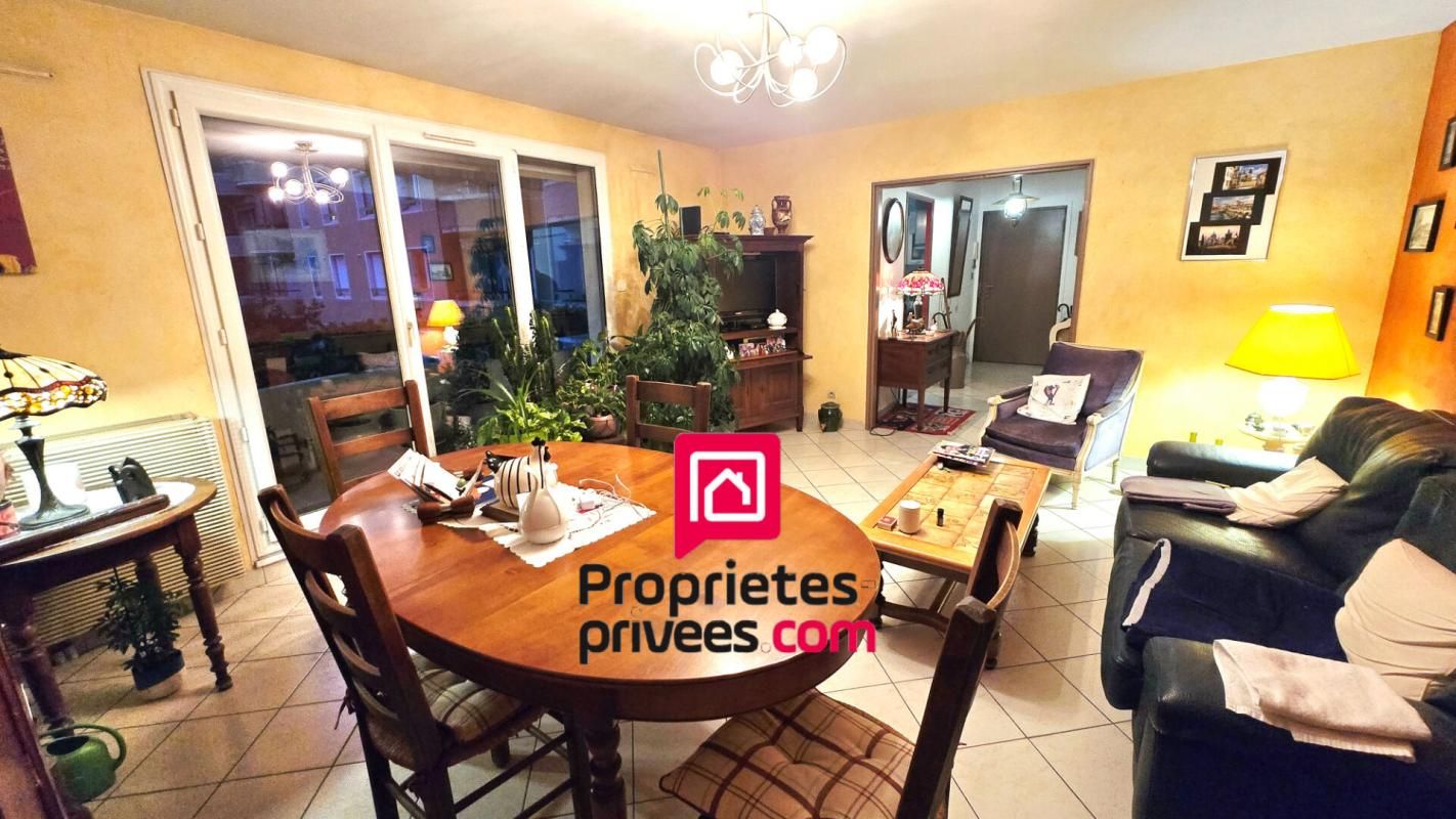 VILLEURBANNE Appartement Villeurbanne 4 pièces 89 m2 2