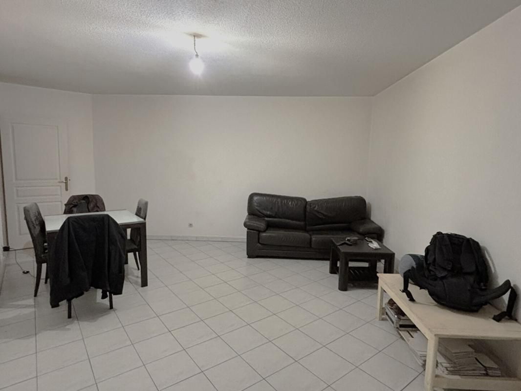 CAGNES-SUR-MER Appartement 2 Pièces 56 m² Centre Ville 2