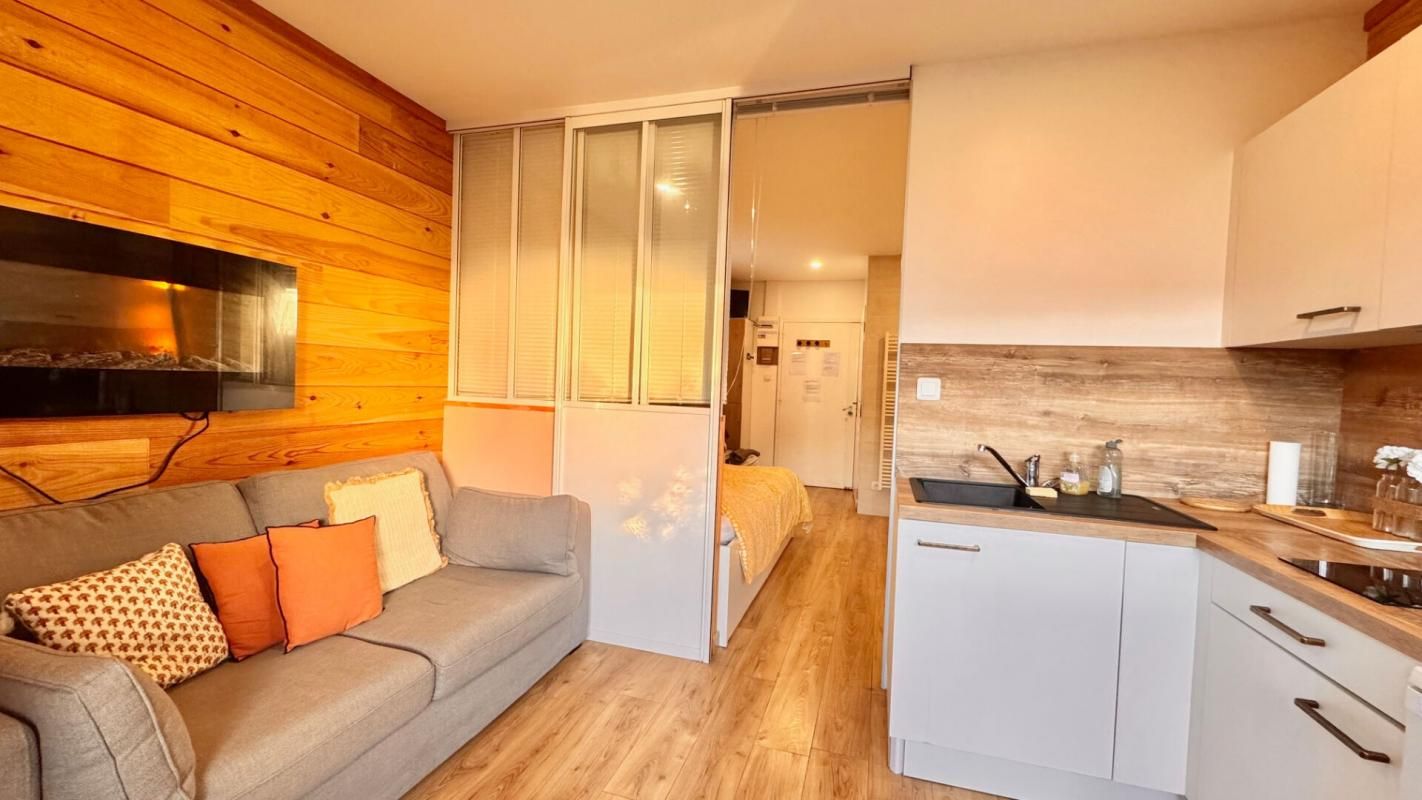 ANDERNOS-LES-BAINS APPARTEMENT TYPE 2 ATYPIQUE ! 2