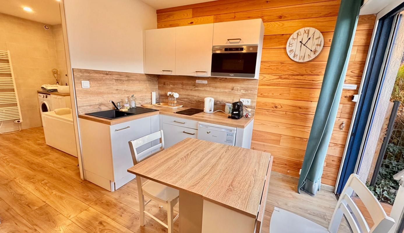 ANDERNOS-LES-BAINS APPARTEMENT TYPE 2 ATYPIQUE ! 3