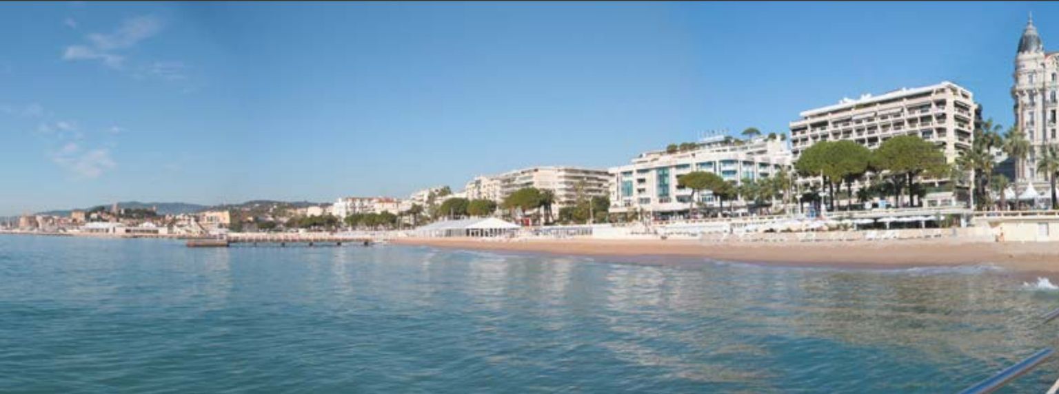 LE CANNET VUE MER , T5 de 157,50 M2 , sur les hauteurs du Cannet 2