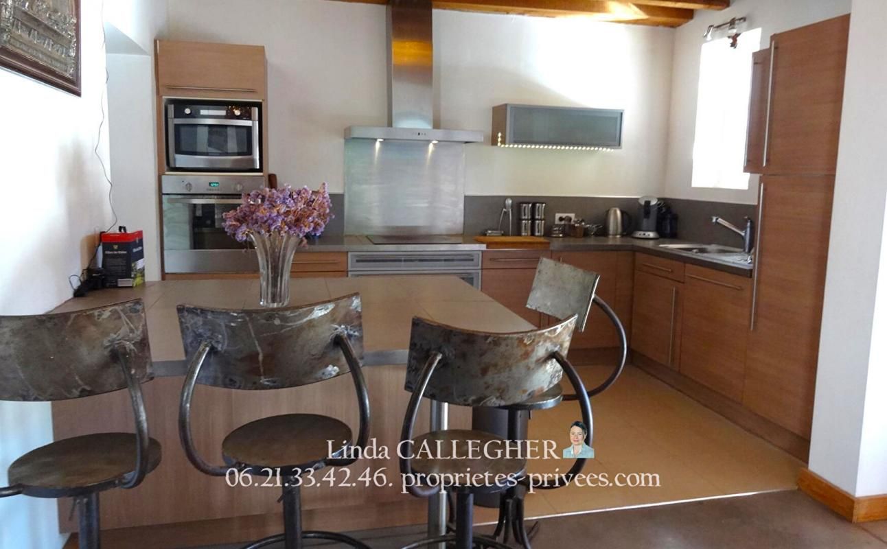 THEZAN-DES-CORBIERES Villa  5 pièce(s) 222 m2 4