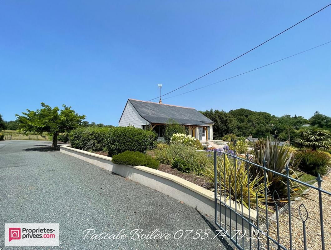 MOULIHERNE Charmante maison sur sous-sol avec terrain de 16 612 m² (possibilité jusqu'à 7 ha)- MOULIHERNE (49390) 1