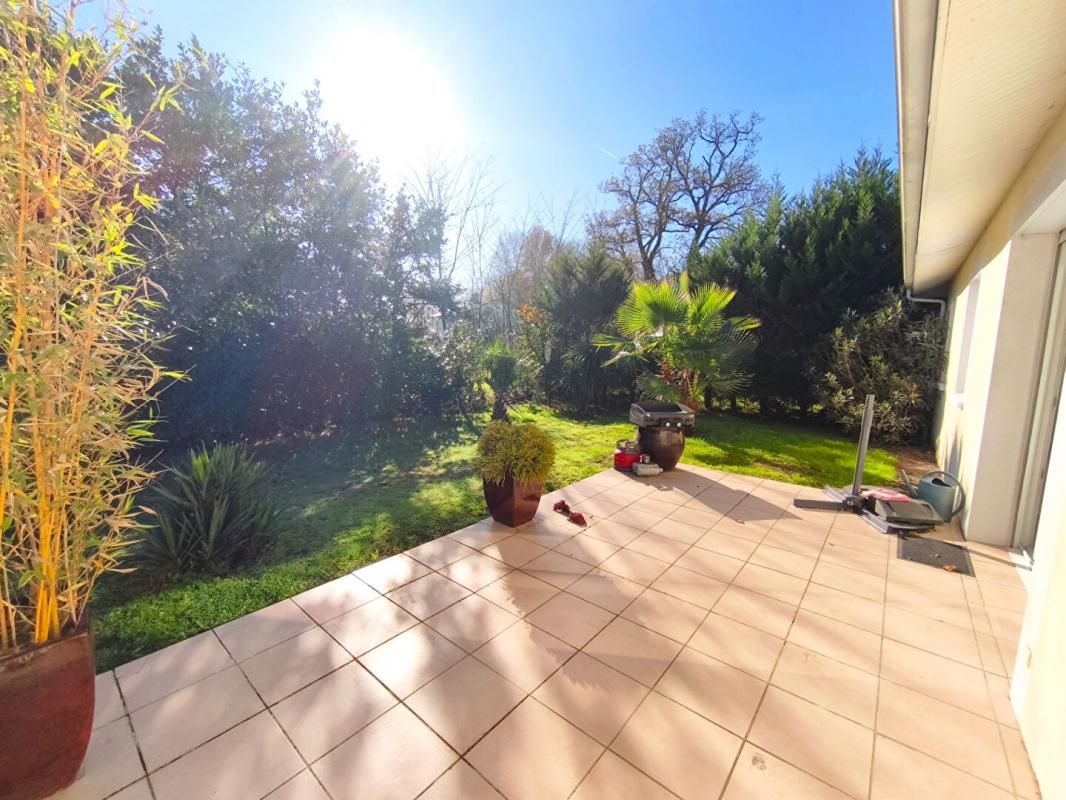 LALUQUE Maison Laluque 4 pièce(s) 90 m2 4