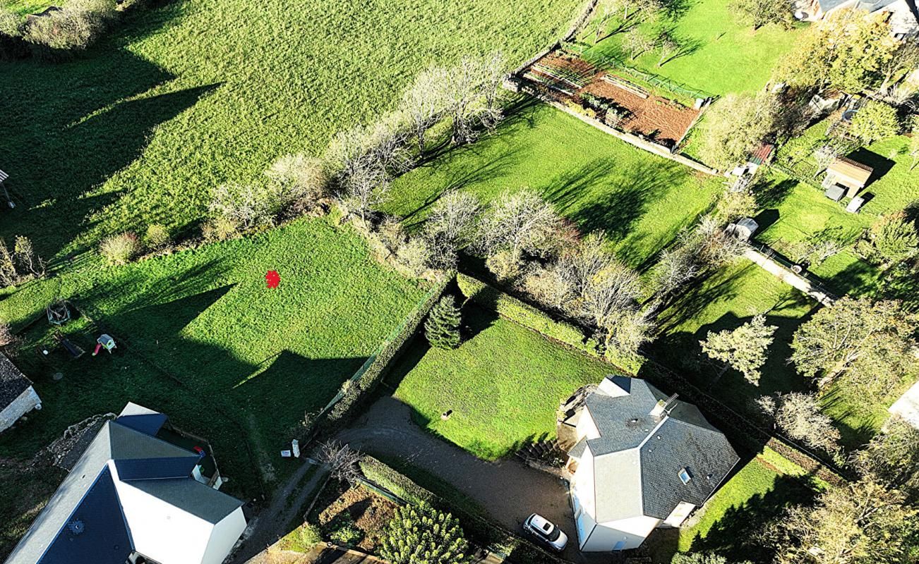 RODEZ Terrain viabilisé de 855 m2 à voir rapidement 2