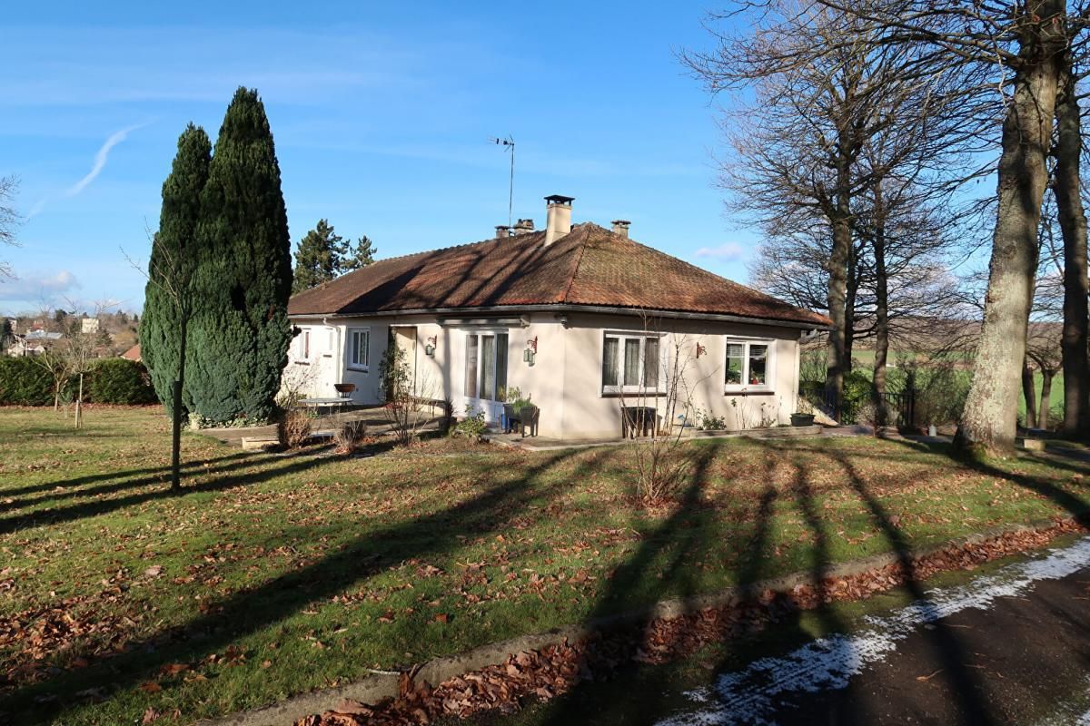 MARINES PAVILLON DE PLAIN PIED DE 167.54 M² ELEVE SUR UN SOUS-SOL DE 175 M² 2