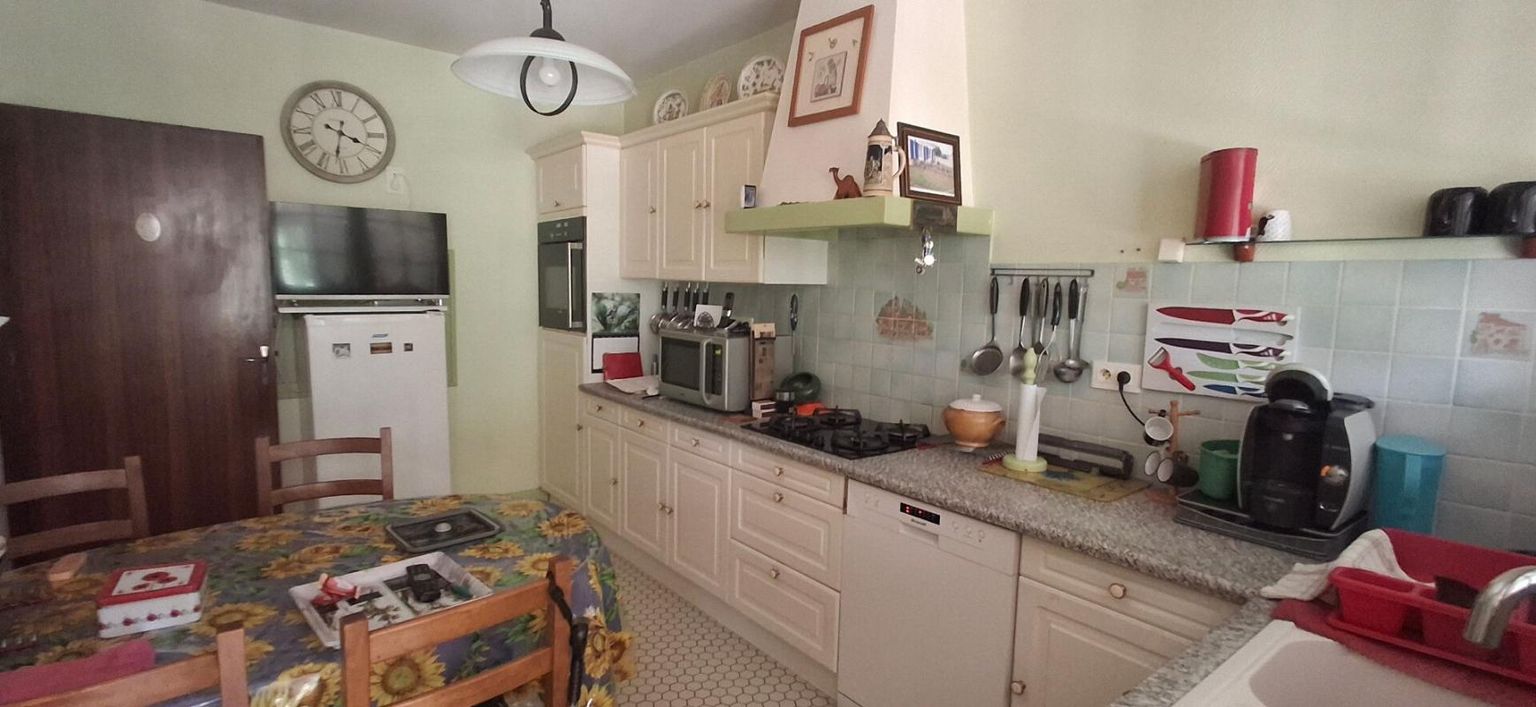 NALLIERS Maison 5 pièce(s) 87 m2 3