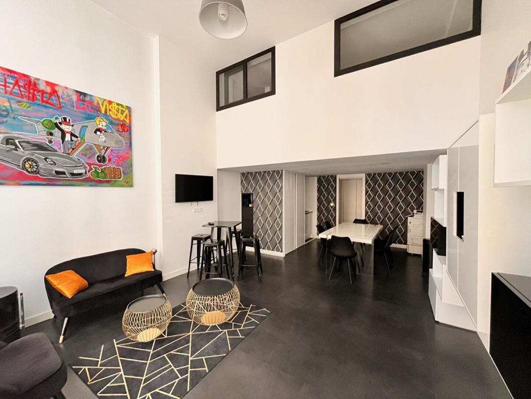 LYON-6E-ARRONDISSEMENT 69006 LYON - LOCAL COMMERCIAL 51 m², EMPLACEMENT N°1 2