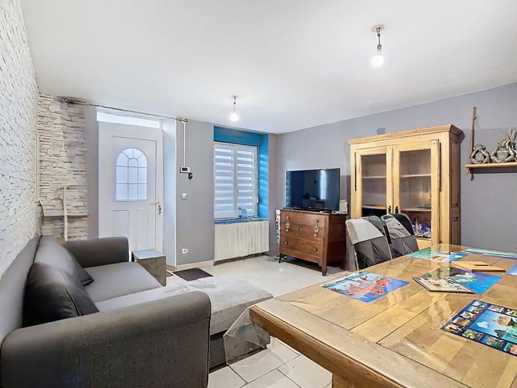 LAIGNEVILLE APPARTEMENT T2 - 42.3M² - RDC - 1 CHAMBRE - 1 PLACE DE PARKING PRIVATIVE - 60290 LAIGNEVILLE 2