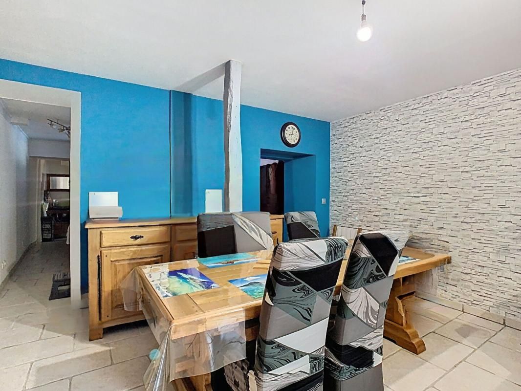 LAIGNEVILLE APPARTEMENT T2 - 42.3M² - RDC - 1 CHAMBRE - 1 PLACE DE PARKING PRIVATIVE - 60290 LAIGNEVILLE 3