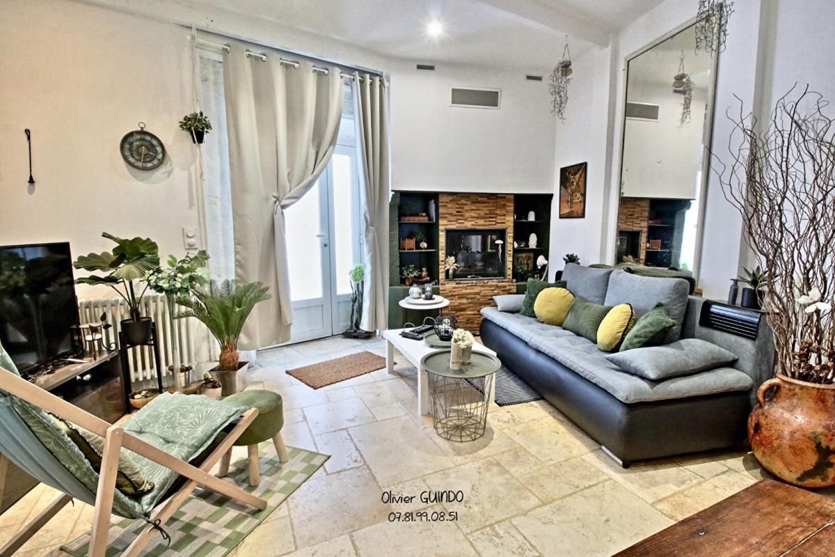 Maison de village 5 pièces de 98 m2 avec jardin et mini piscine