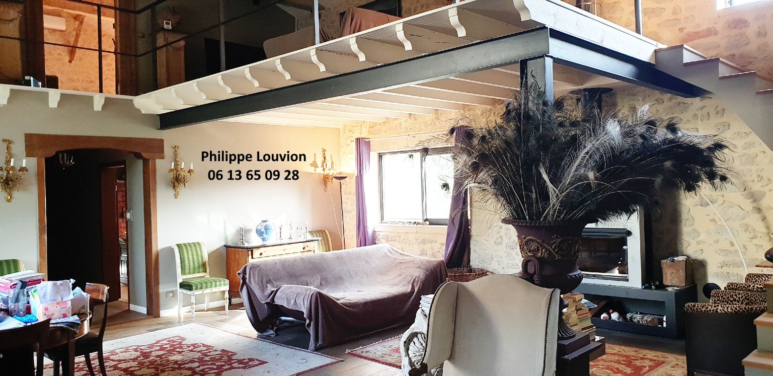 MONSEGUR Demeure de prestige  11 pièce(s) 340 m2 2