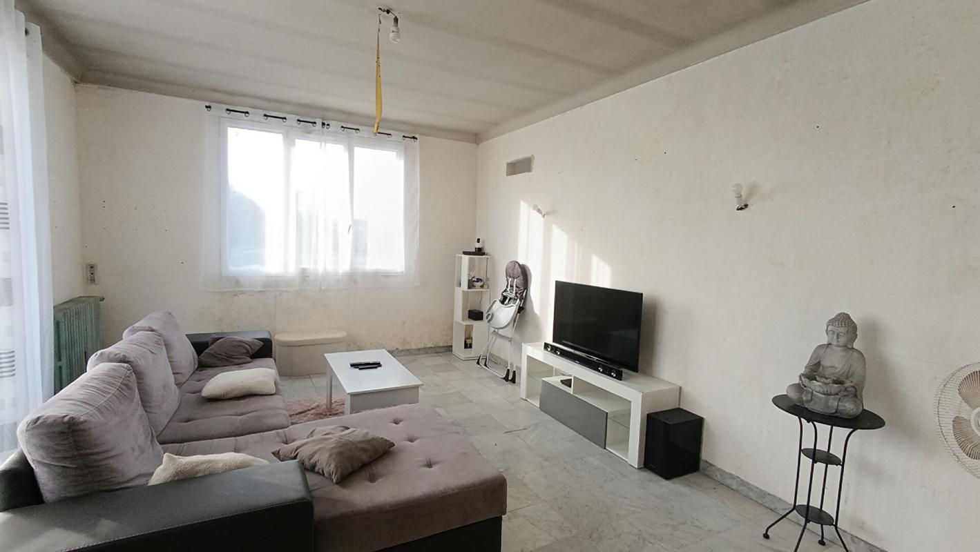 LA CHAPELLE-LASSON Maison La Chapelle Lasson 5 pièce(s) 90 m2 3