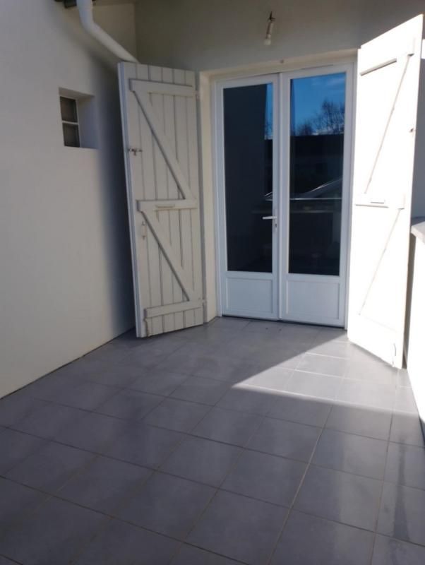 DAX DAX (40100) T2 + terrasse en Hyper centre 4