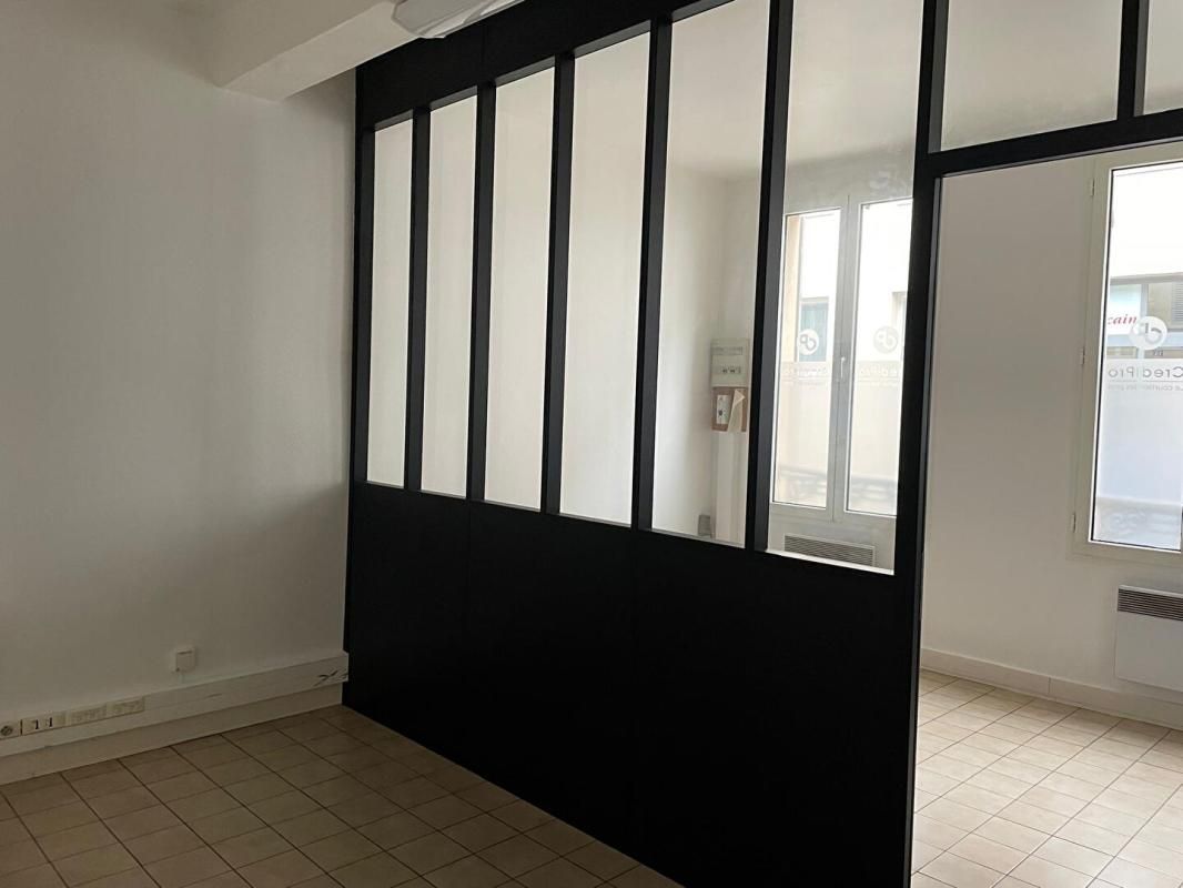 CHARTRES 28000 CHARTRES - LOCATION BUREAUX 60 m² 2