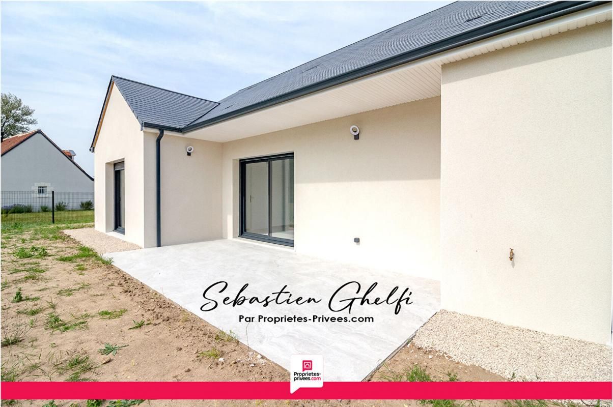 CONTRES maison de plain-pied-grande pièce de vie-3 chambres dont 1 suite-grand garage- 3