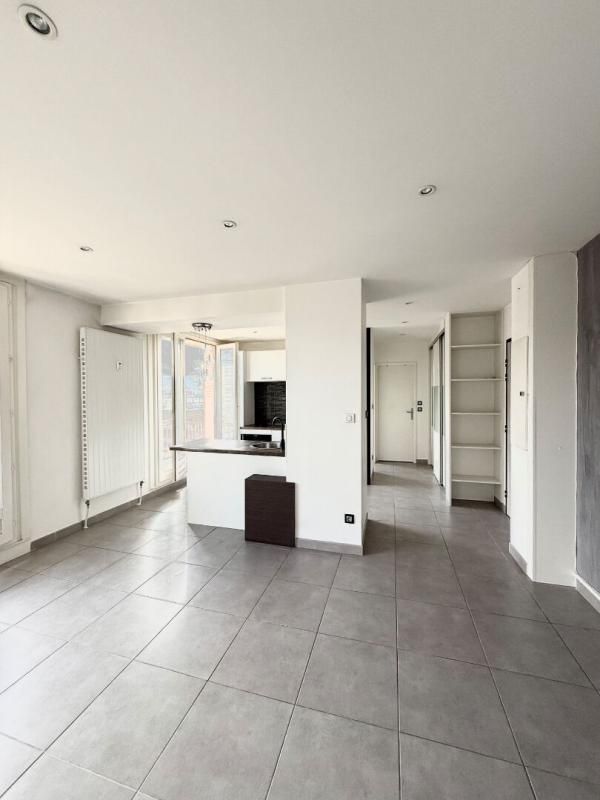 ECHIROLLES Superbe Appartement Rénové 2