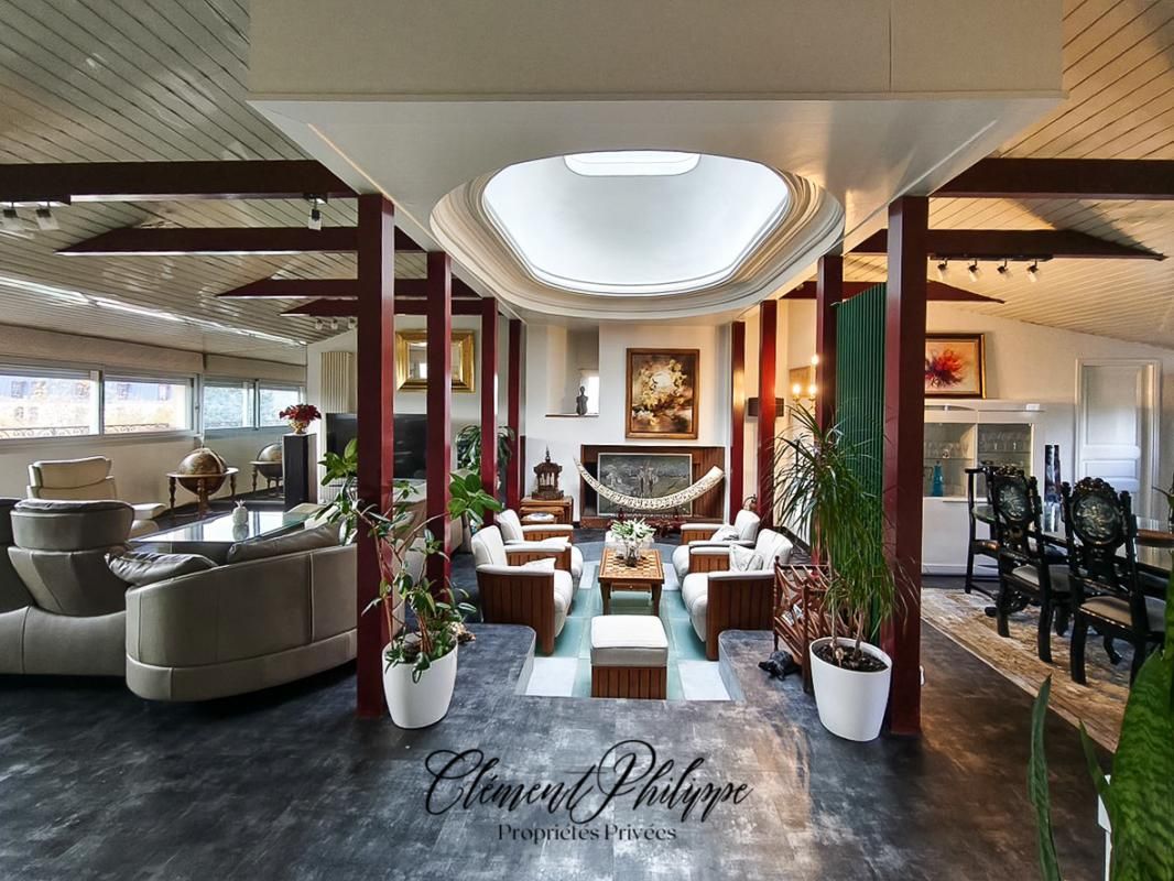 Appartement Carcassonne 6 pièces 241 m²