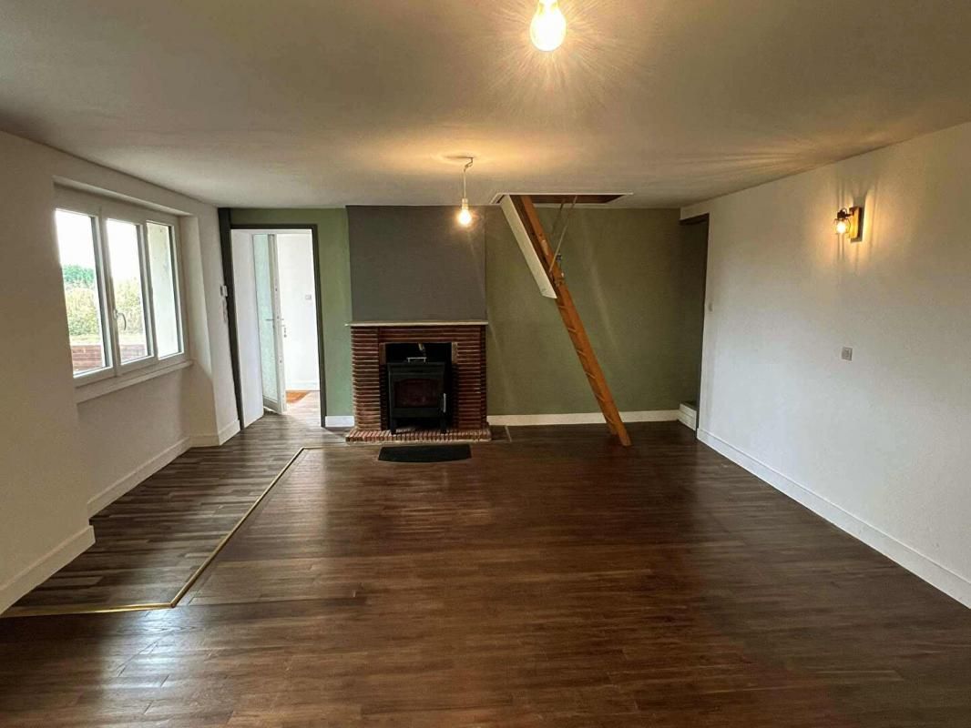 SARLANDE Maison Sarlande 4 pièce(s) 80 m2 3