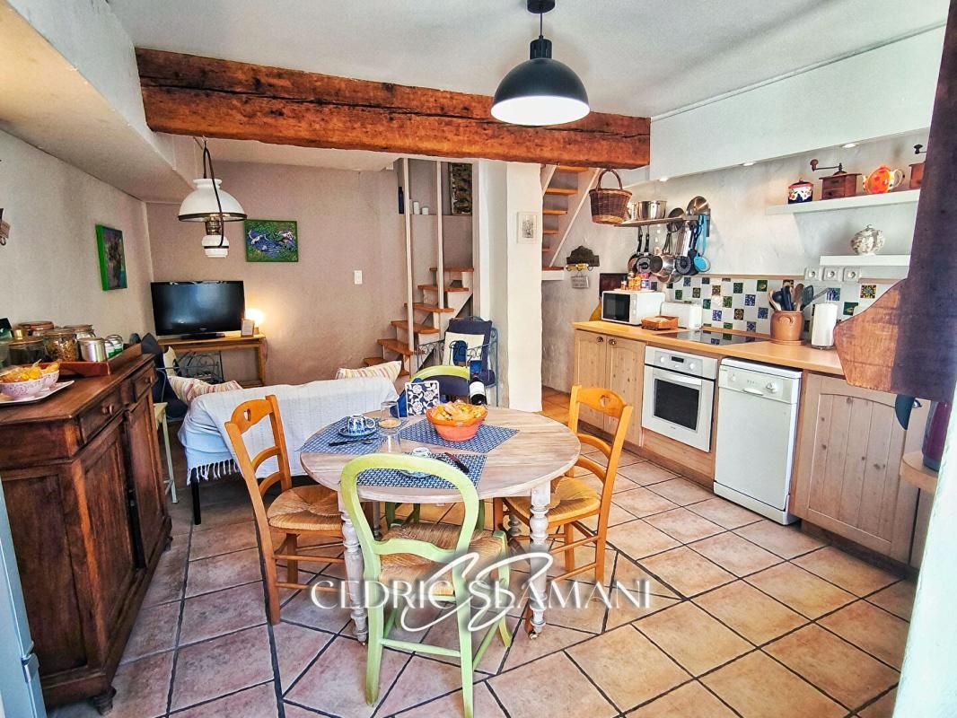 CARCASSONNE MAISON R+2 50 M2, 2 CHAMBRE, 1 BUREAU, SALON, CUISINE, GARAGE, JARDIN, TERRASSE 2
