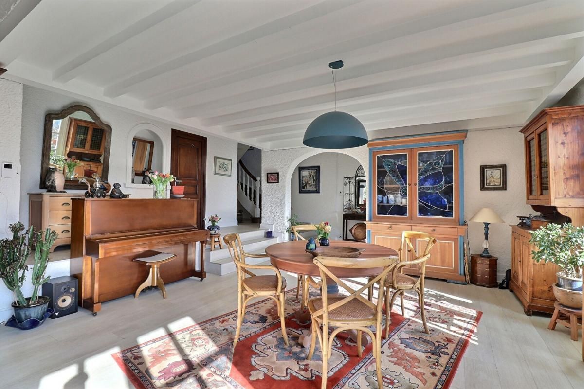 LA ROCHETTE Demeure de Prestige 8P 252 m² VALGELON - LA ROCHETTE (73110) 4