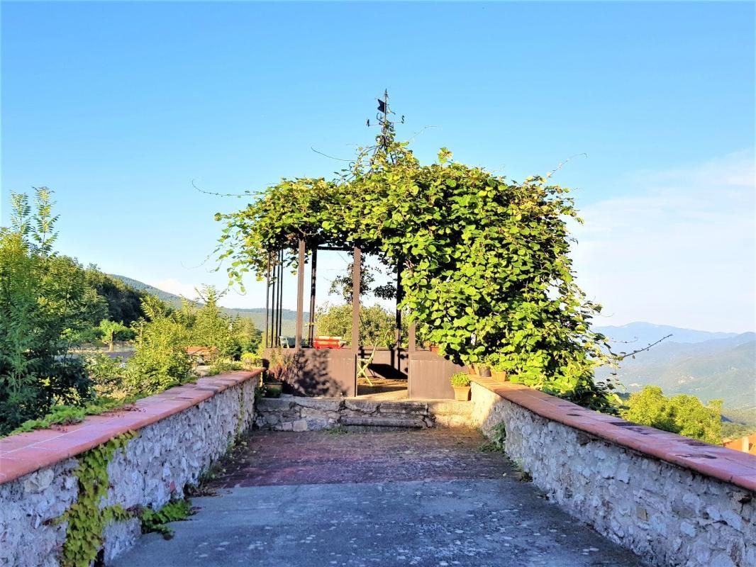 CORSAVY Maison de maître Corsavy 11 pièces  366m² habitable  .  Possibilités Chambres d'Hôtes 3