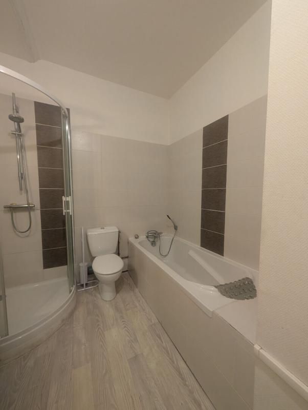 BOURGUEIL A LOUER EN PLEIN CENTRE DE BOURGUEIL  37140 MAISON DE VILLE 3/4 PIECES - 85 m² 4