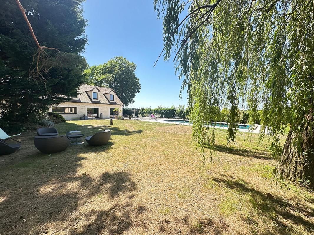JANVRY Propriété avec piscine 3
