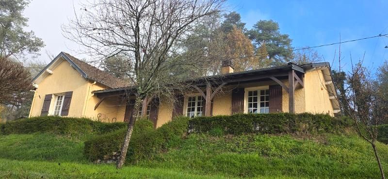 CHANCELADE Maison de plain pied 3 chambres + bureau 1