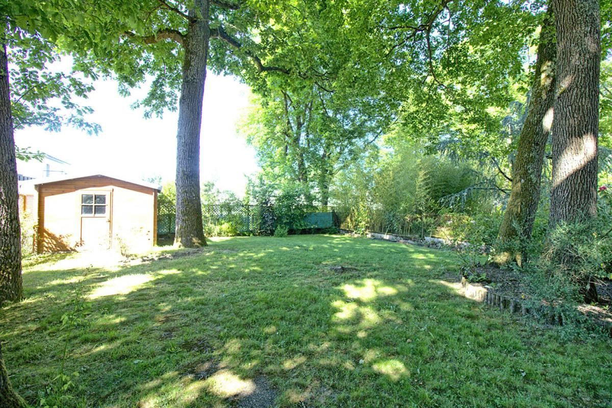 AVRILLE Maison Avrille 5 pièce(s) 110 m2 1