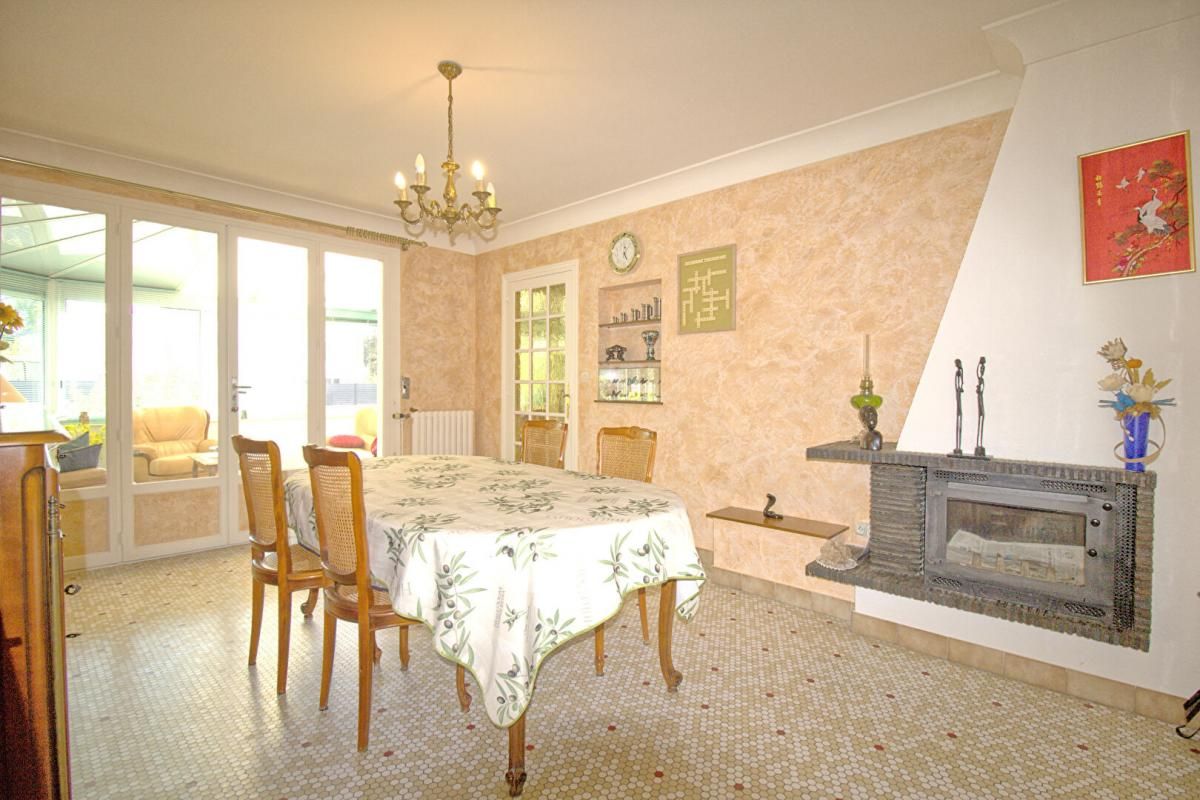 AVRILLE Maison Avrille 5 pièce(s) 110 m2 2